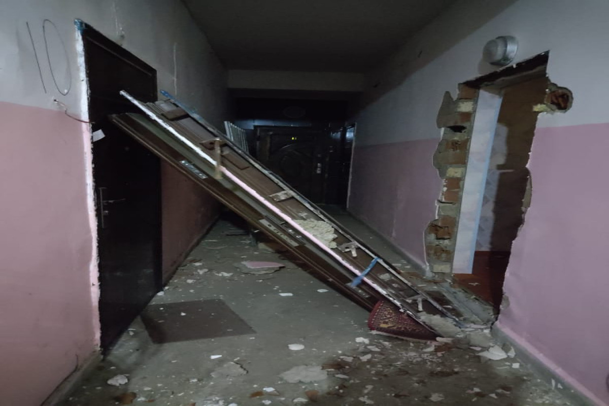 В Хырдалане произошел взрыв в многоэтажном жилом доме