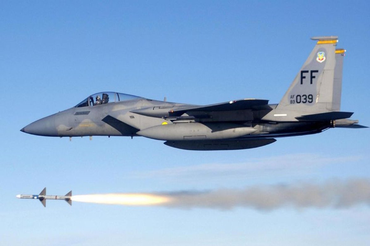 ВВС США перебросили группу истребителей F-15 на авиабазу в Польше