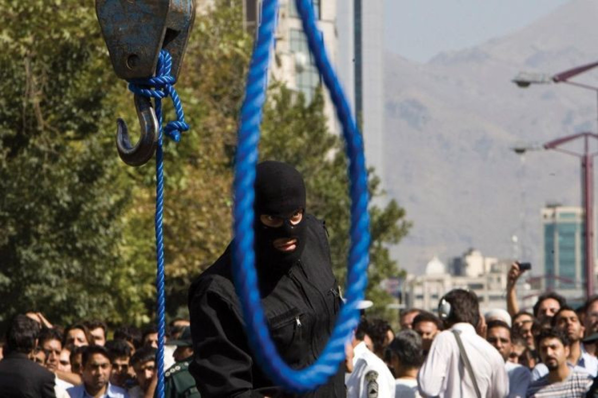 В Иране казнили 4 человек