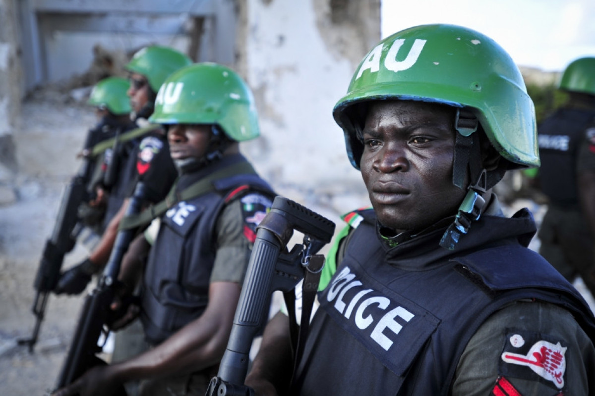 Полиция Нигерии освободила часть захваченных в мечети заложников