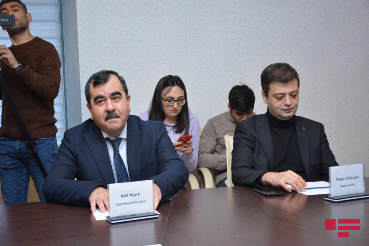 Meeting with national activist of South Azerbaijan held in Press Council of Azerbaijan-PHOTO 