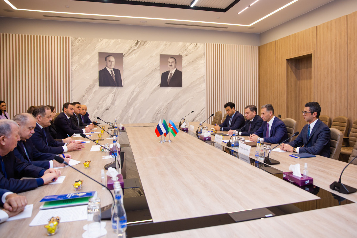 Azerbaijani Minister met with President of Republic of Dagestan