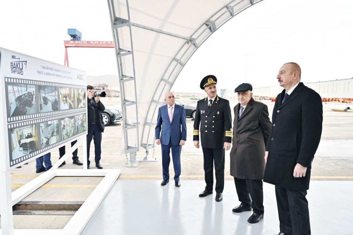 Президент принял участие в церемонии сдачи в эксплуатацию танкера «Академик Хошбахт Юсифзаде» -ОБНОВЛЕНО 