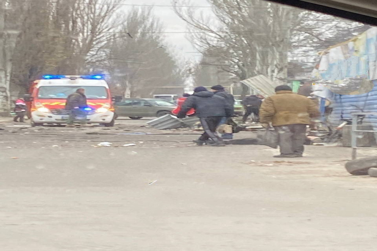 Rusiya Ukraynanın Kuraxov şəhərinə zərbələr endirib, ölənlər və yaralananlar var
