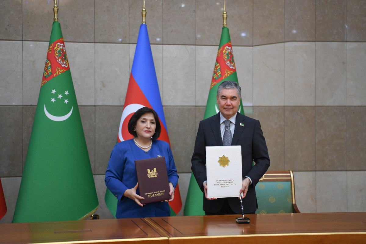 Azərbaycan və Türkmənistan parlamentləri memorandum imzalayıb