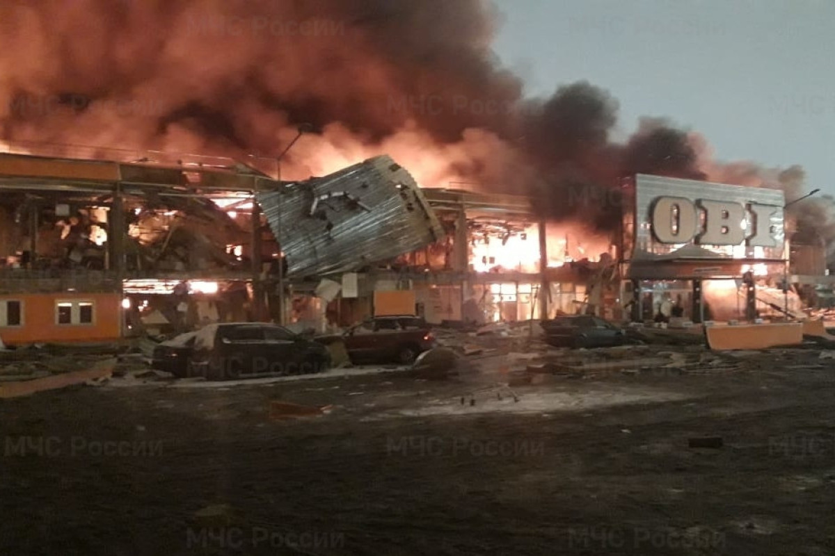 Fire broke out at shopping mall near Moscow, one died-<span class="red_color">UPDATED