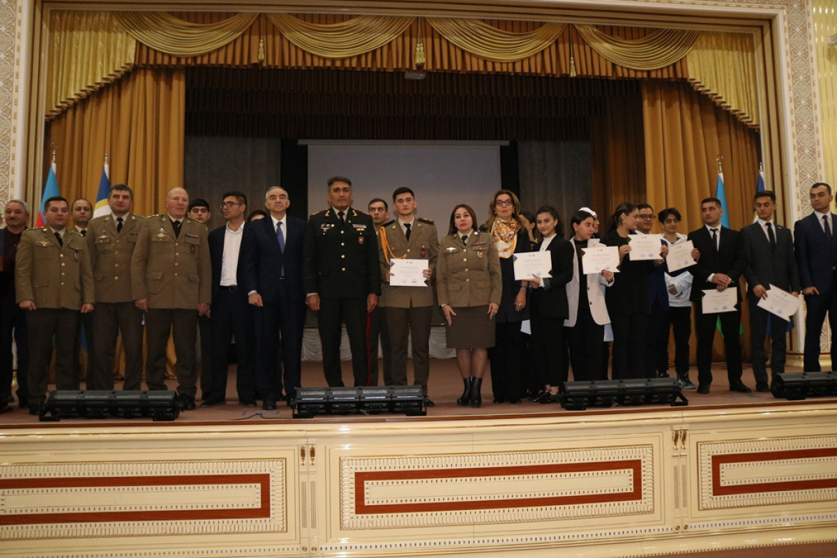 FHN BDU-da elmi konfrans keçirib