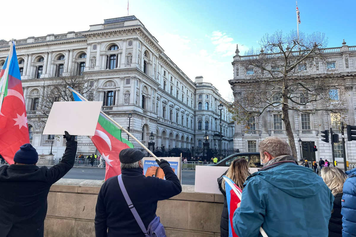 Londonda Cənubi azərbaycanlılara dəstək aksiyası
