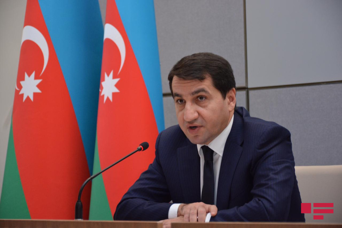 Хикмет Гаджиев: Лачинская дорога перекрыта не азербайджанскими протестующими, а российскими миротворцами