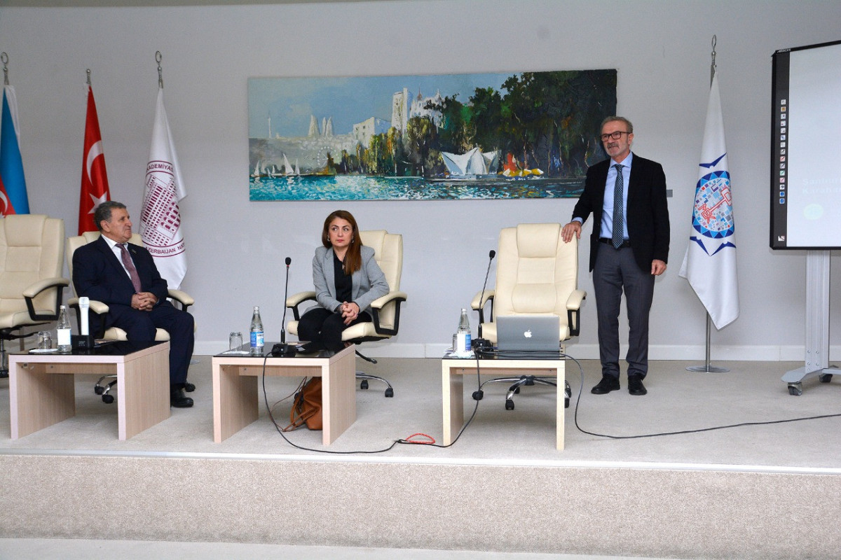 “Daş Təpələr: Sivilizasiyanın erkən coğrafiyası” mövzusunda elmi seminar keçirilib