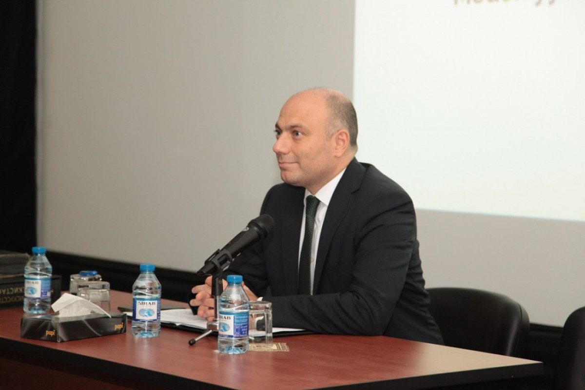 Mədəniyyət naziri ilə kino sahəsindəki vəziyyət müzakirə edilib