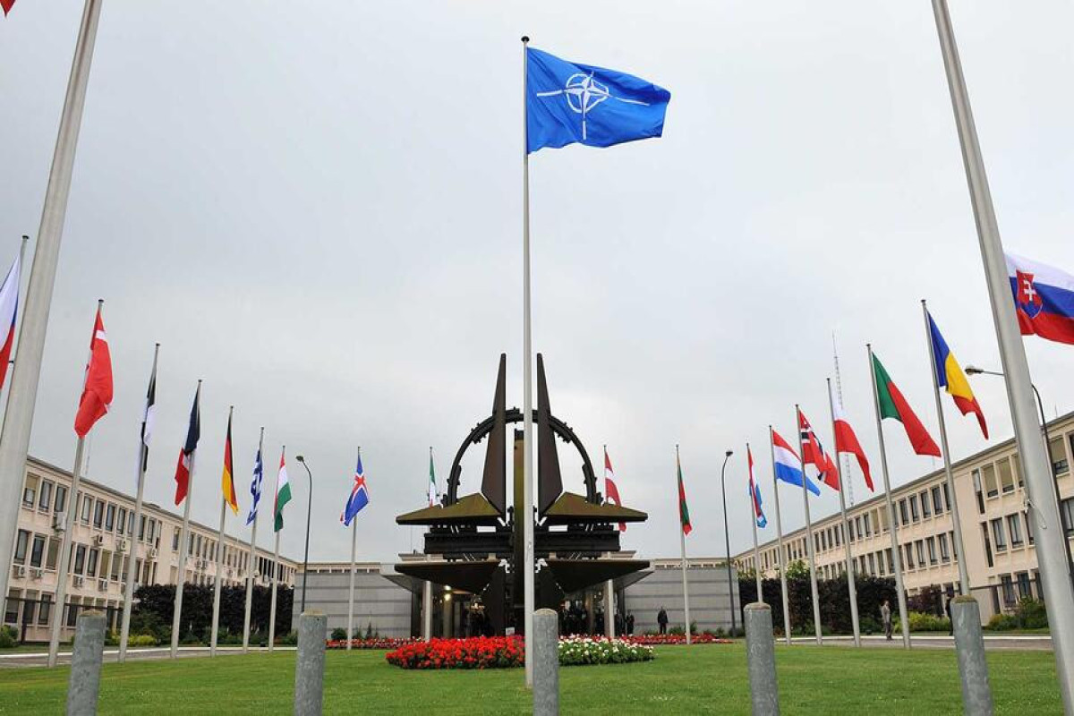 “Politico”: Aİ və NATO Rusiyanın Ukraynanı tərk etməsinə dair sənəd hazırlayır