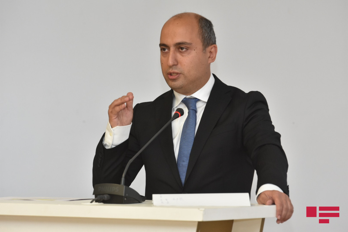 Nazir: Elə müəllimlər var ki, təlimdən sonra da nəticəsi qalxmır