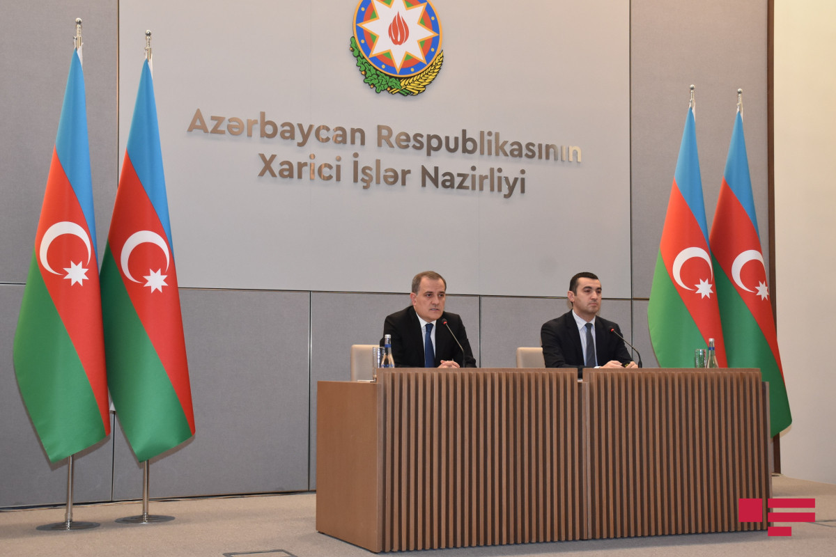 Laçın yolundakı son vəziyyətlə əlaqədar diplomatik korpusun nümayəndələri üçün brifinq keçirilib  - YENİLƏNİB 