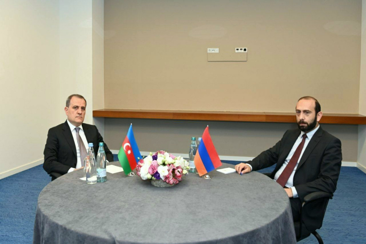 Ceyhun Bayramov: Bu ay ərzində Ermənistan XİN rəhbəri ilə görüşün keçirilməsi planı var