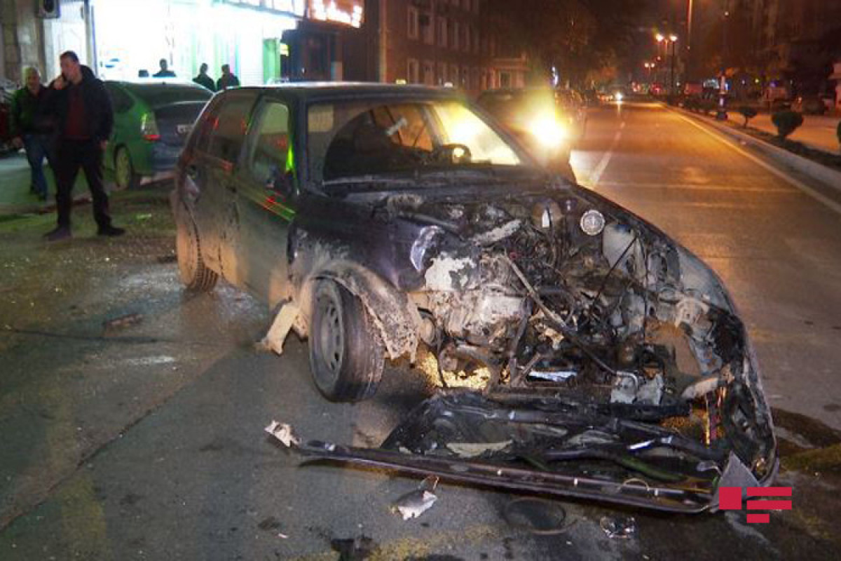 Bakıda yol qəzası baş verib, xəsarət alanlar var  - FOTO 