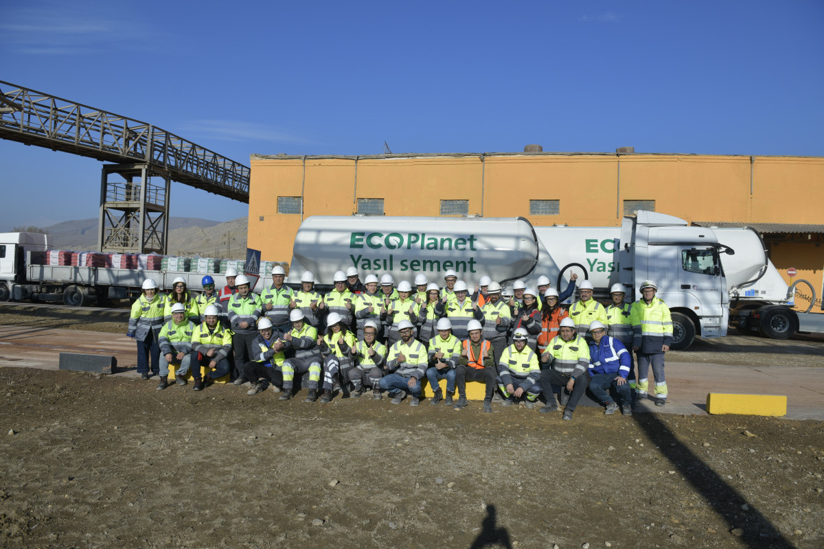 İsveçrənin “Holcim Azərbaycan” şirkəti ilk yaşıl sementini istehsal edib - FOTO 