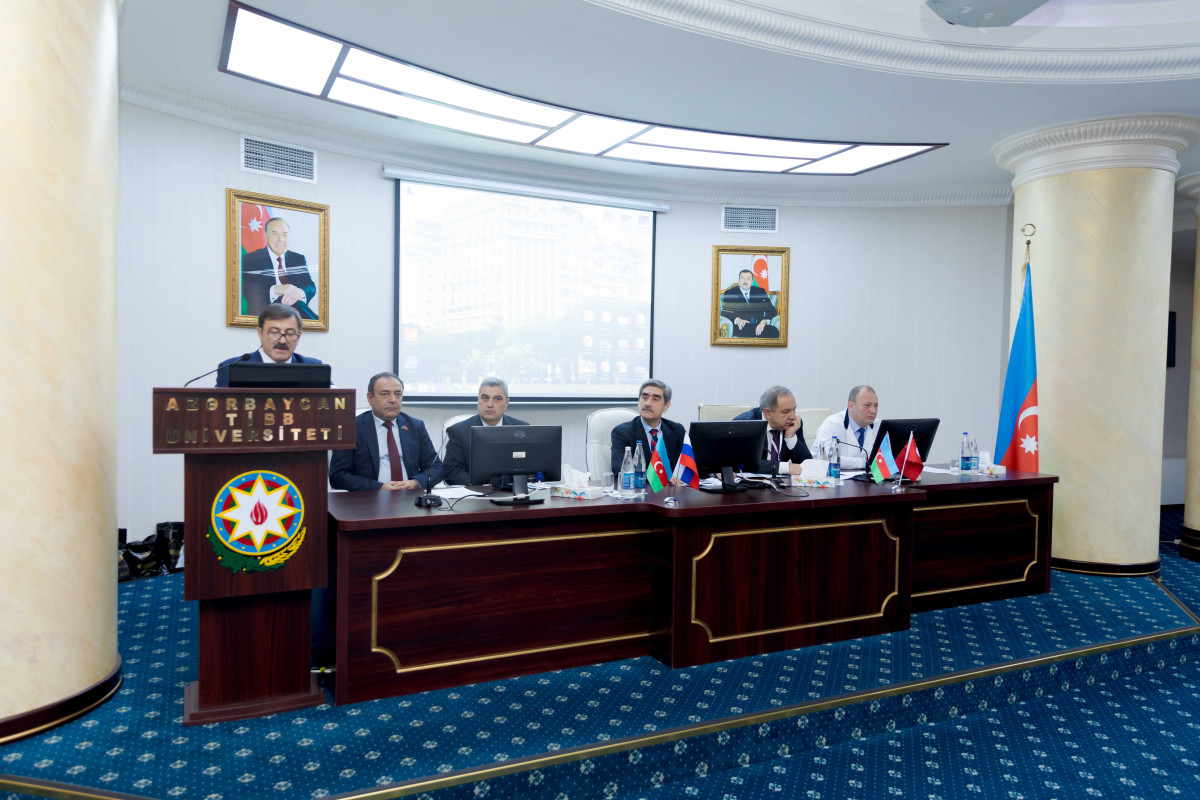 III Cərrahi xəstəliklər kafedrasının 100 illiyinə həsr olunmuş konfrans keçirilib