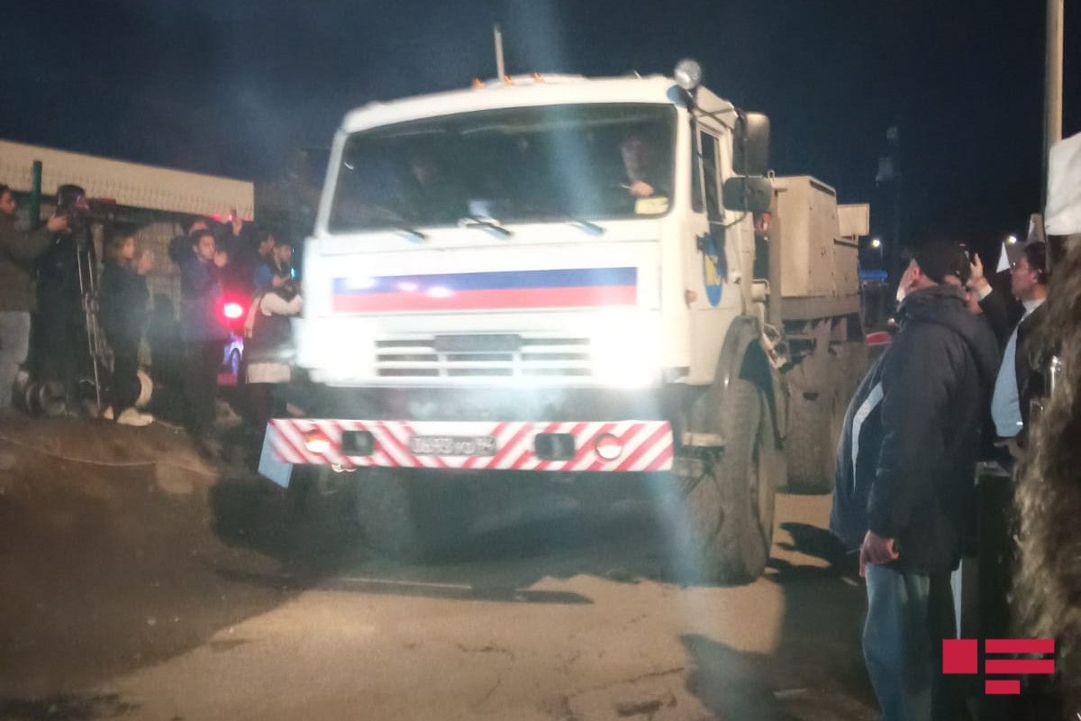 Xankəndi-Laçın yolunda aksiya keçirilən yerdən növbəti humanitar maşın karvanı maneəsiz hərəkət edib - FOTO  - VİDEO 