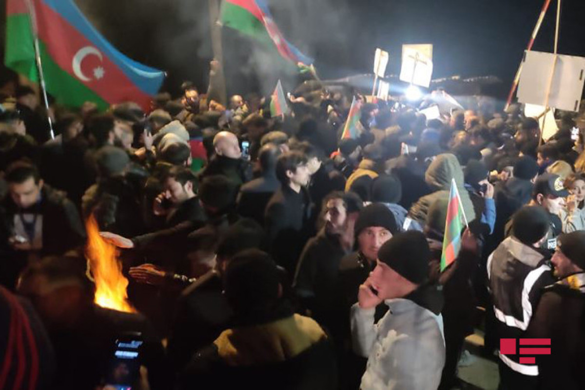 Акция на Лачинской дороге