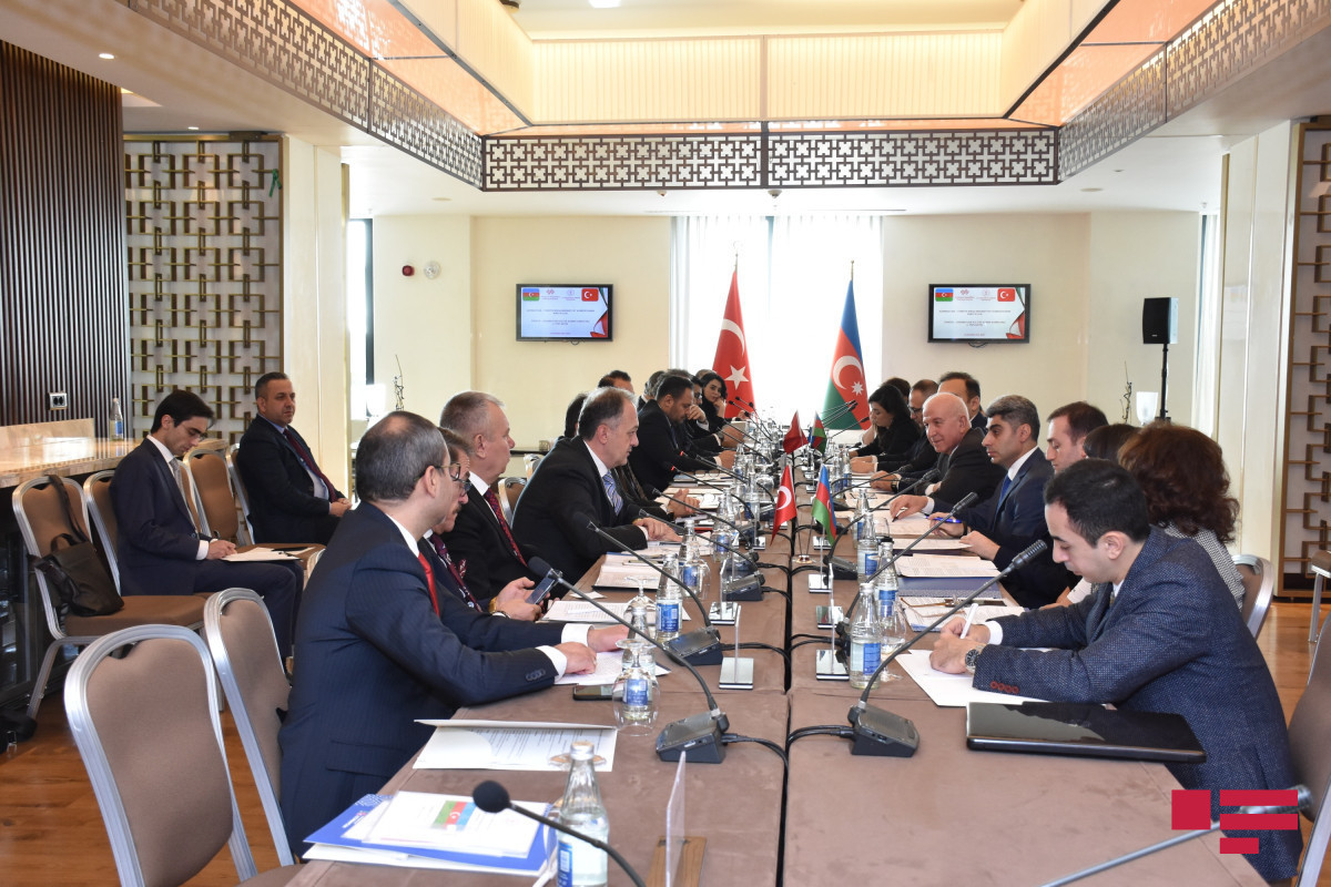 Azerbiajan & Turkiye can cooperate for retrieve of stolen works