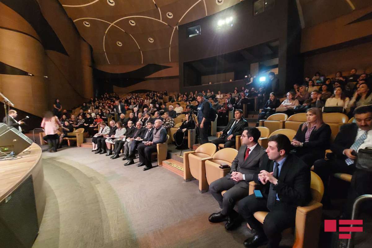 Əhməd Yəsəvinin "Divani-hikmət" kitabının təqdimatı olub  - FOTO 