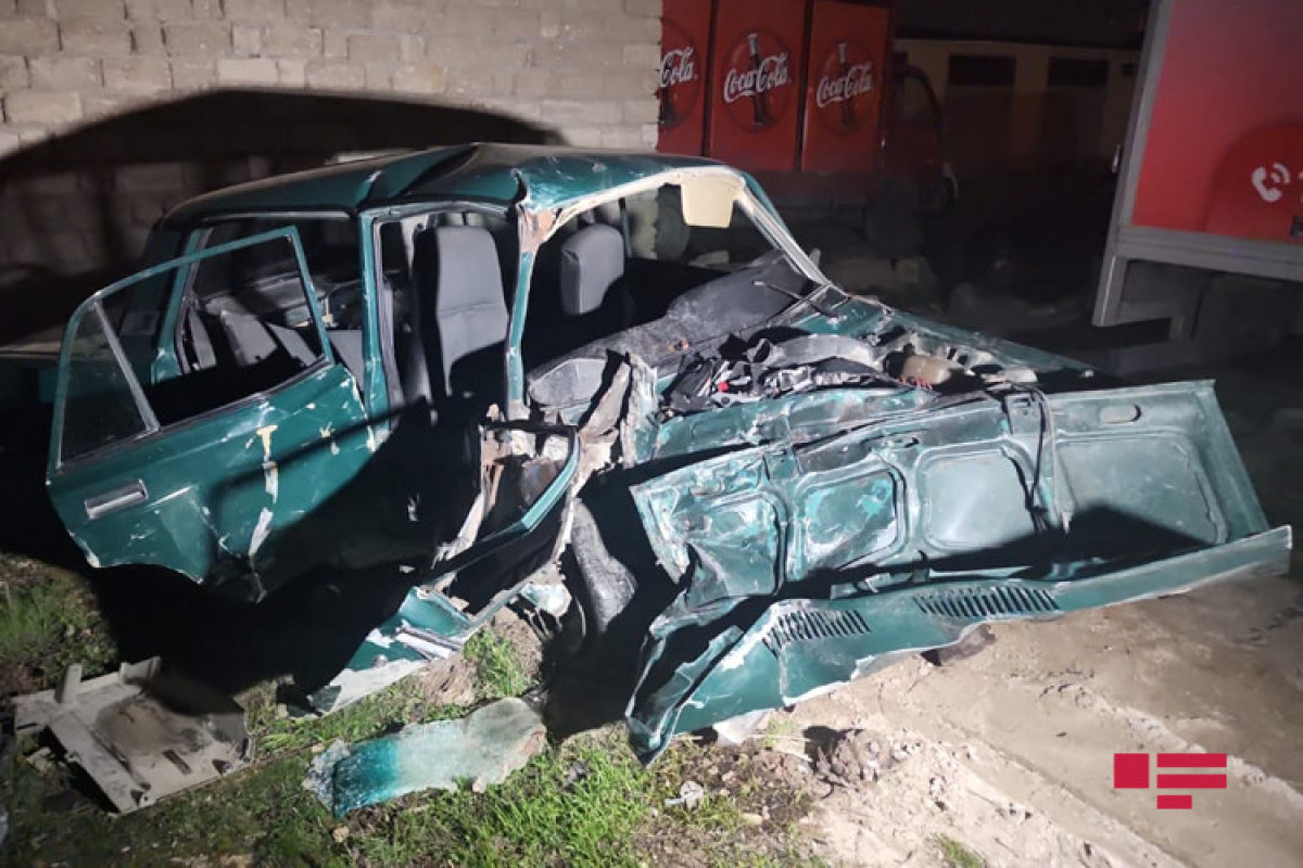 Bakıda iki maşın toqquşub, 3 nəfər ölüb - YENİLƏNİB  - FOTO 