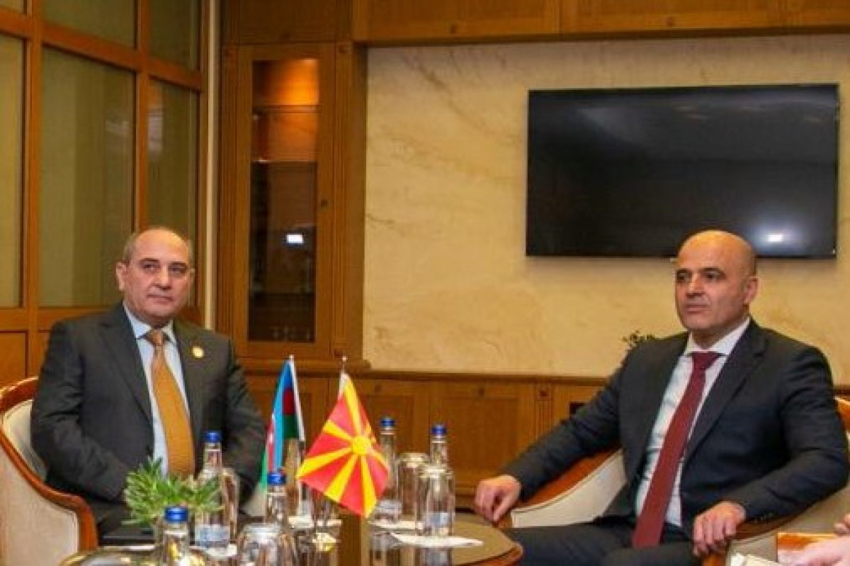 Tahir Budaqov Şimali Makedoniyanın Baş naziri ilə görüşdə