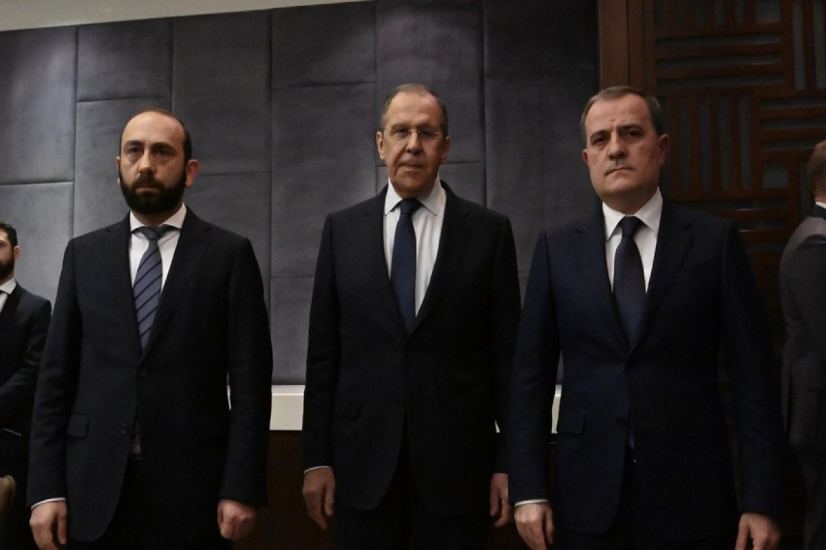 Ermənistan XİN üçtərəfli görüşün təxirə salınmasının səbəbini açıqlayıb