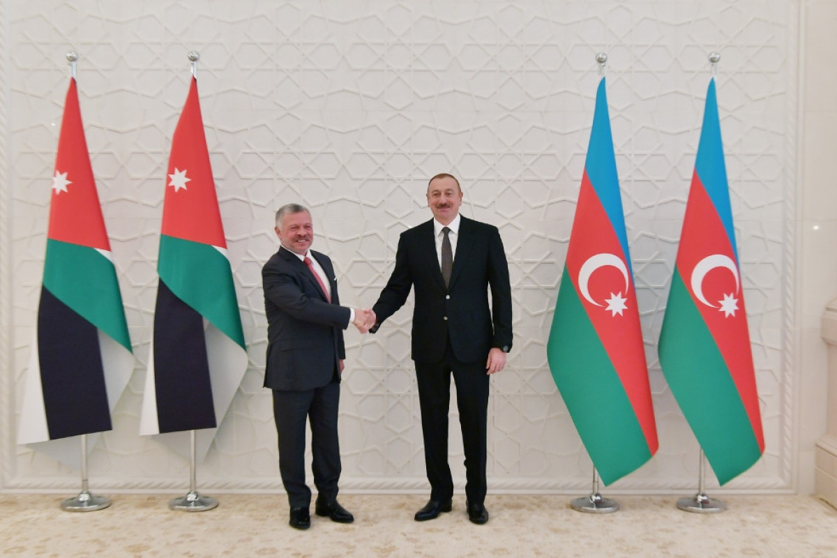 İordaniya Kralı Prezident İlham Əliyevi təbrik edib