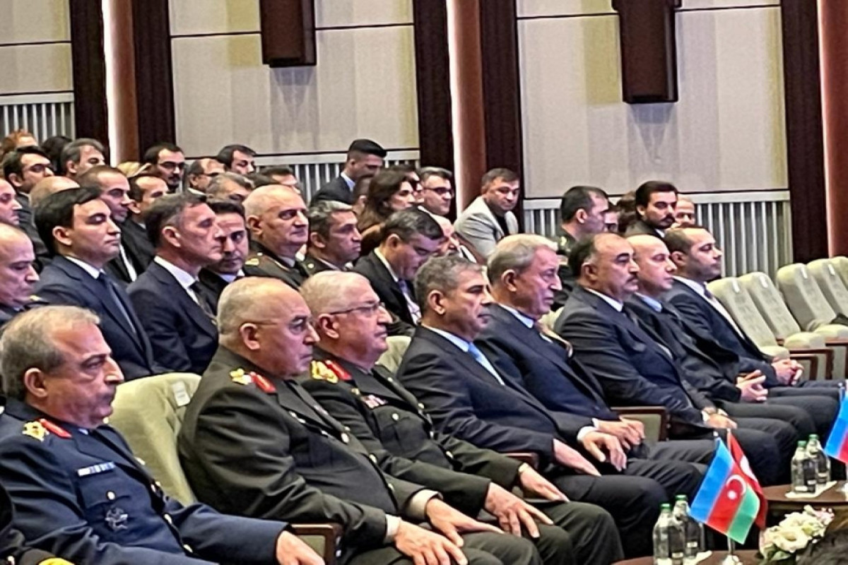 Ankarada “Vətən müharibəsi tarixi. Şəxsiyyət faktoru” kitabının təqdimatı olub - FOTO 