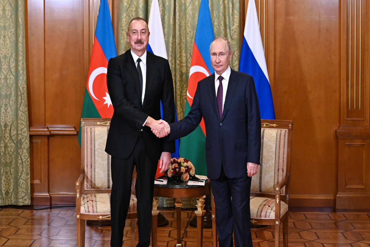 Putin Azərbaycan Prezidentinin doğum gününü təbrik edib