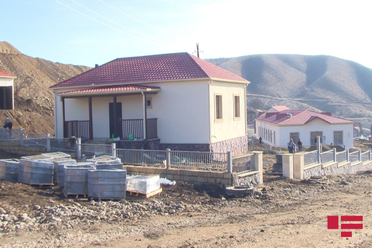 Tərtərin azad edilmiş Talış kəndində evlərin tikintisi tamamlanmaq üzrədir - FOTO 