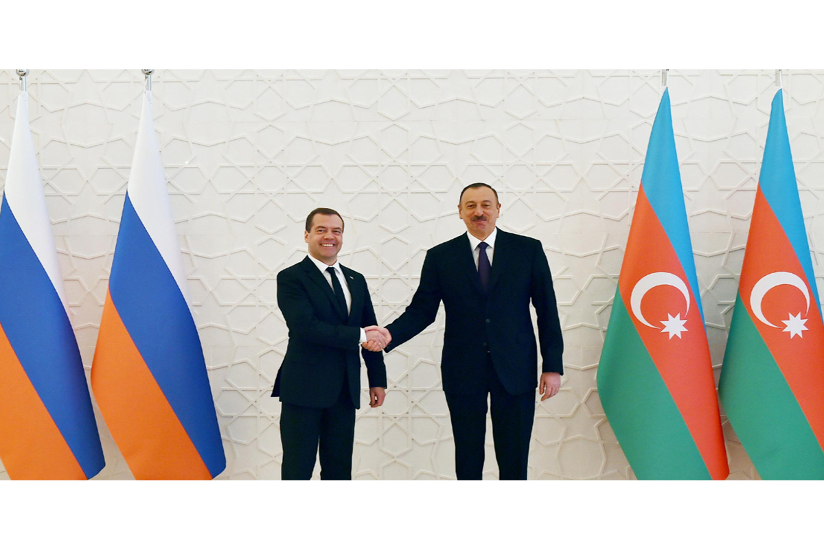 Medvedev Azərbaycan Prezidentini təbrik edib