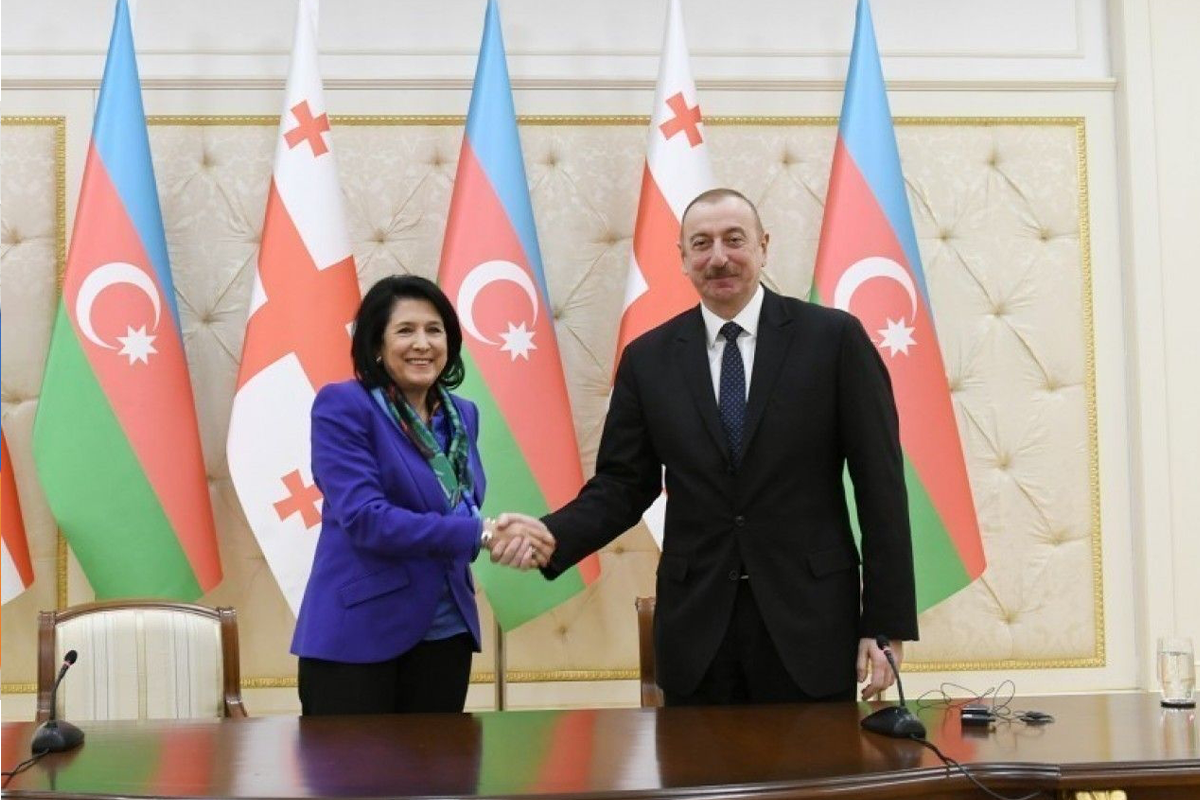 Salome Zurabişvili Prezident İlham Əliyevi təbrik edib