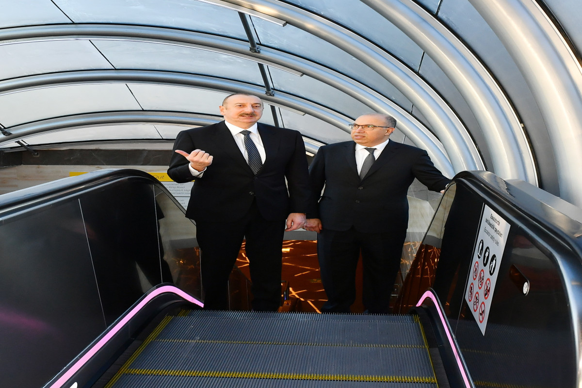 Президент принял участие в открытии электродепо и станции метро «Ходжасан»