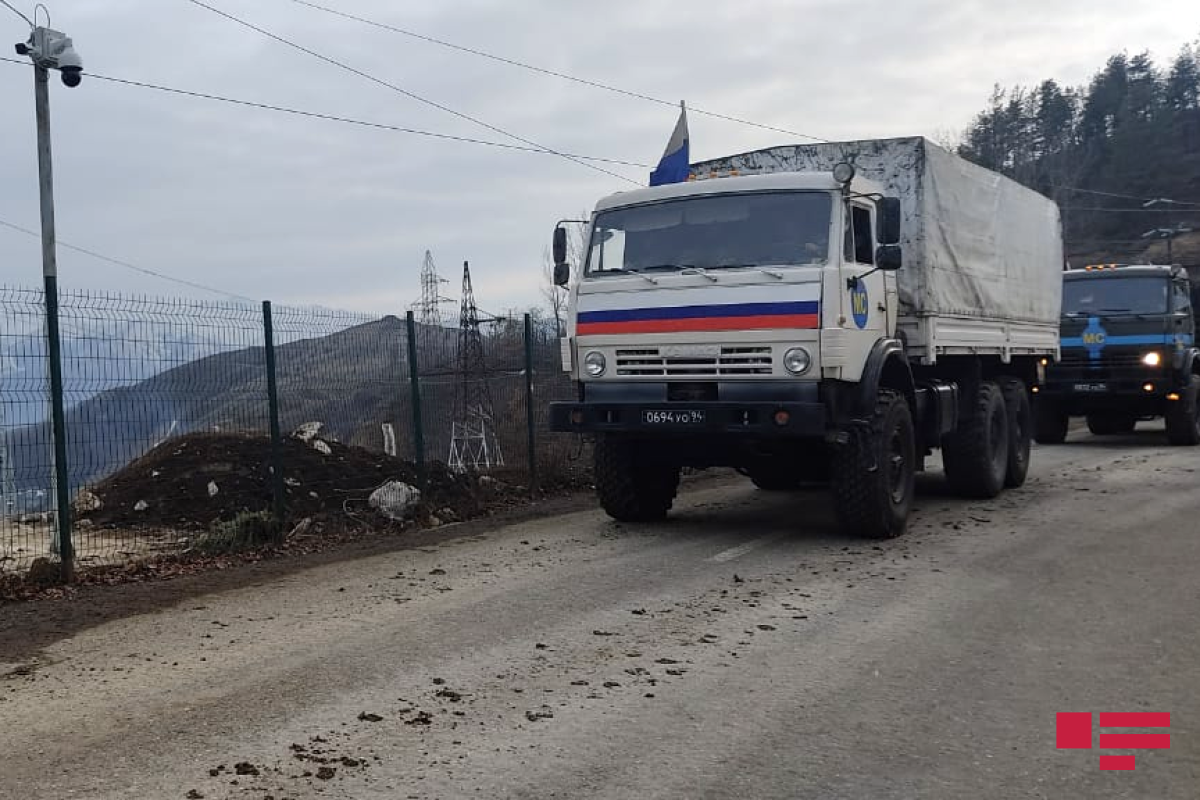 Xankəndi-Laçın yolunda aksiya keçirilən yerdən rus sülhməramlıların təminat maşınları növbəti dəfə maneəsiz keçib - VİDEO 