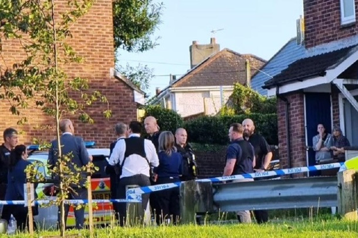 Böyük Britaniyada atışma nəticəsində bir nəfər ölüb, yaralılar var