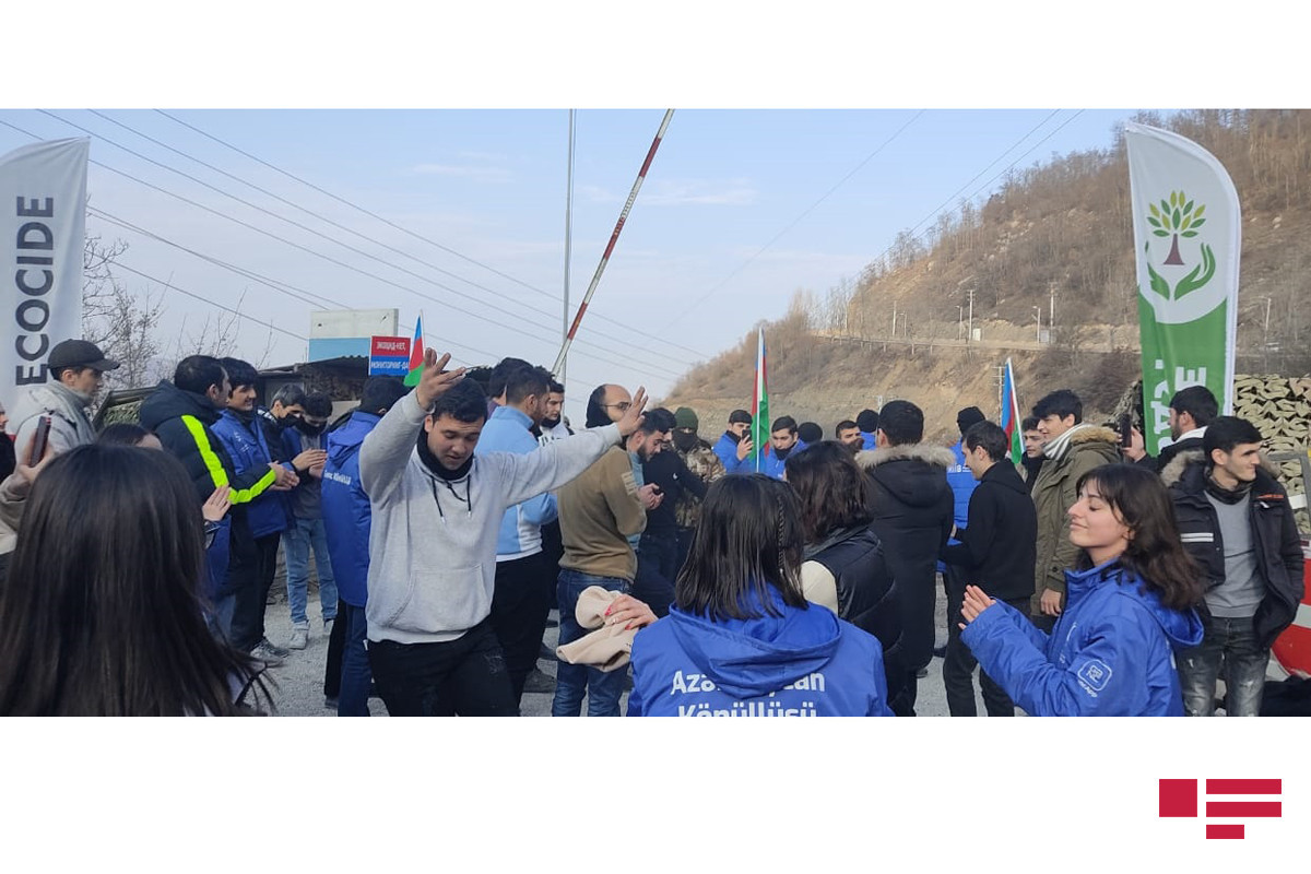 Laçın yolunda eko-fəalların keçirdiyi aksiya davam edir, əhval-ruhiyyə yüksək səviyyədədir - FOTO  - VİDEO 