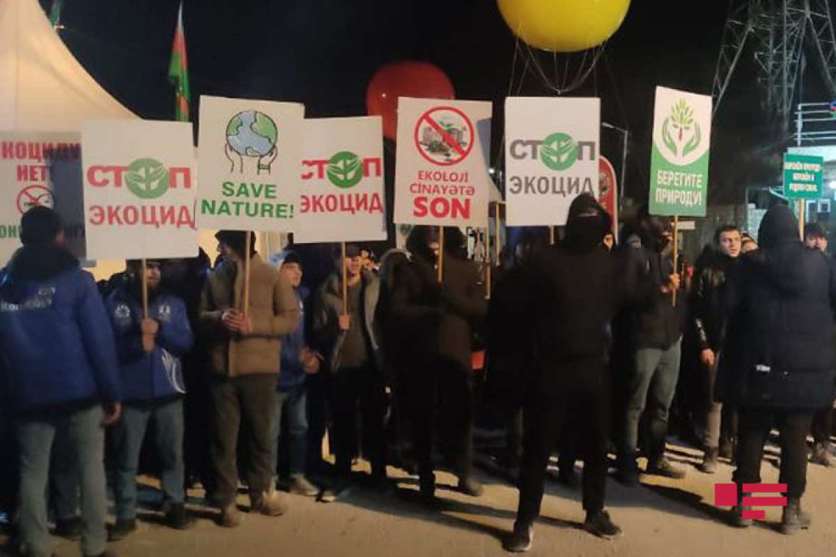 Laçın yolunda aksiya 14-cü gecədir davam edir, şüarlar səsləndirilir  - FOTO   - VİDEO 