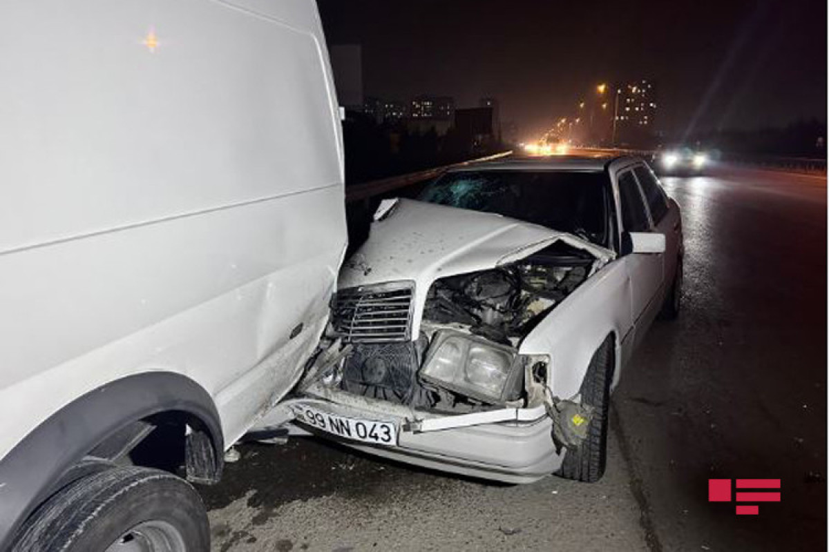 Bakı-Sumqayıt şosesində qəza baş verib, xəsarət alanlar var - FOTO 