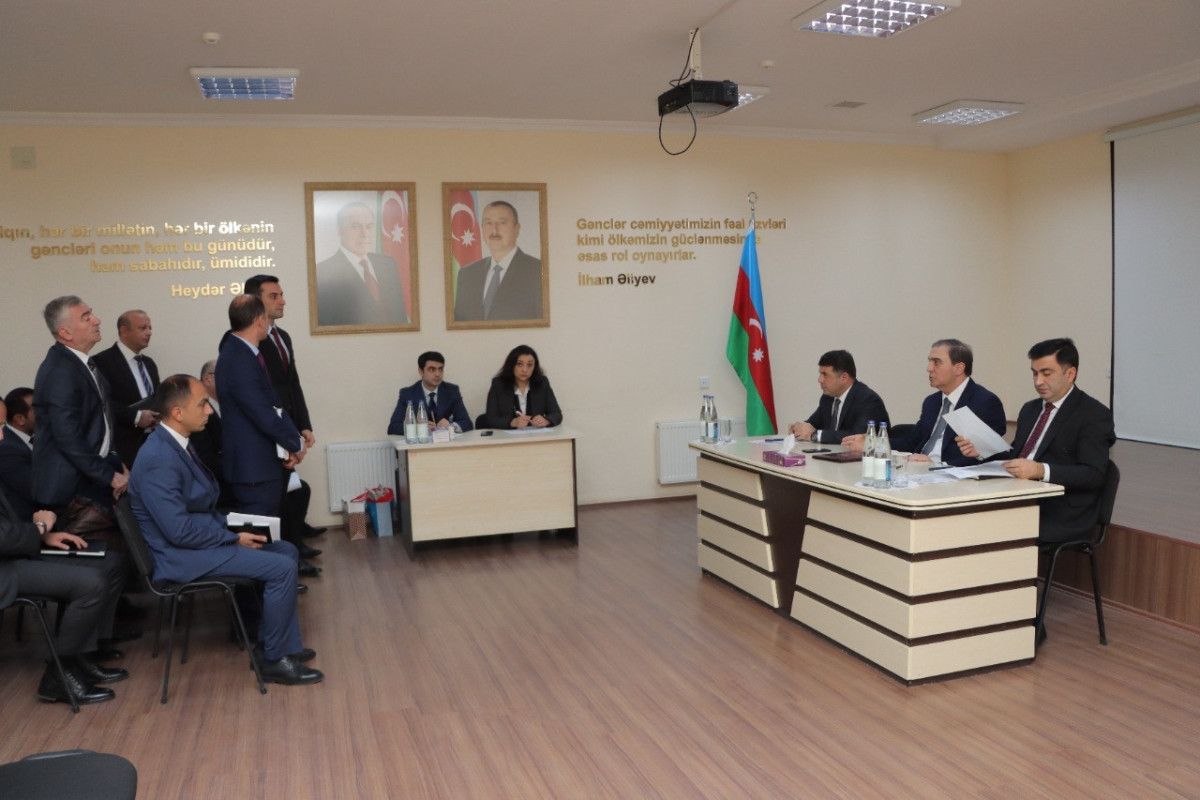 Niyazi Bayramov Gəncə sakinləri ilə görüşüb - FOTO 