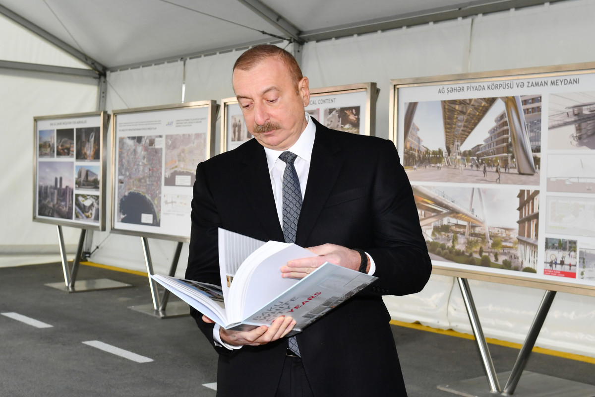 Bakı Ağ Şəhərdə bir sıra infrastruktur obyektlərinin inşası tamamlanıb, Prezident görülən işlərlə tanış olub