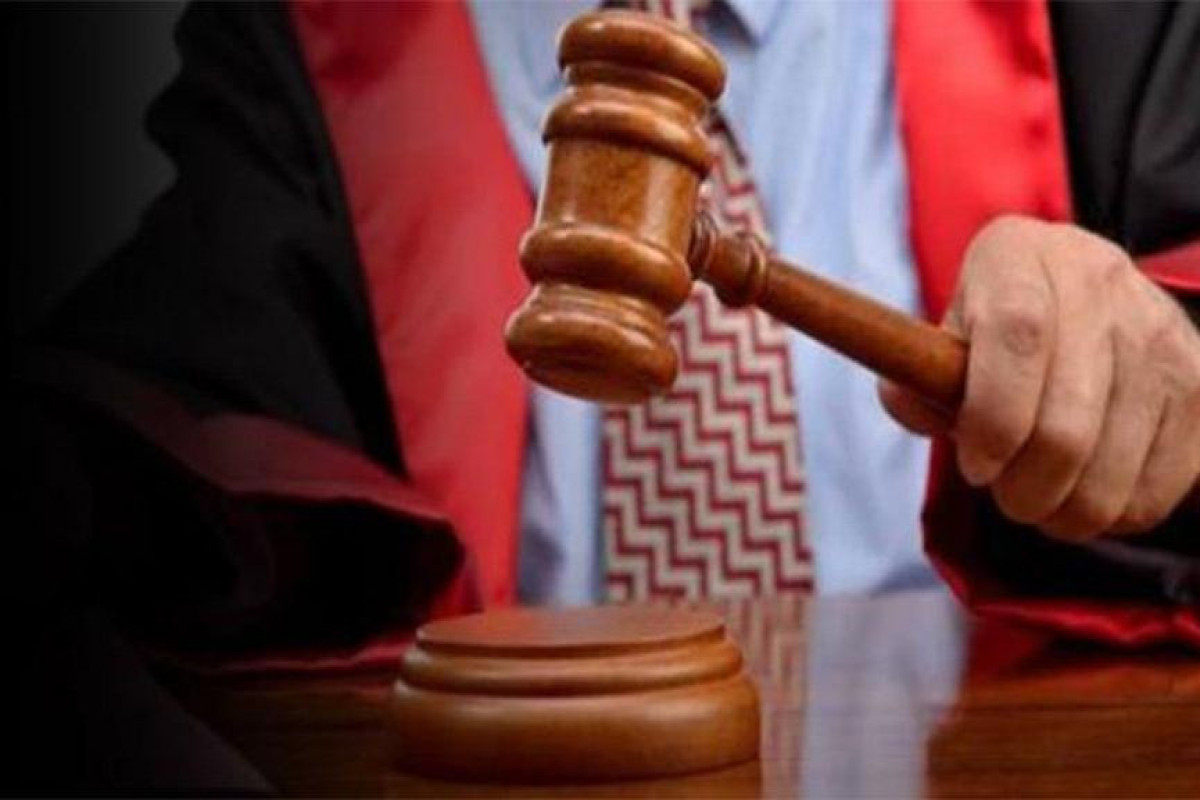 В Азербайджане прекращены полномочия 10 судей