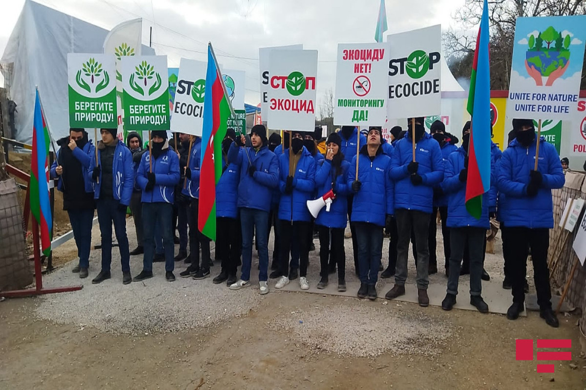 Protest of eco-activists on Lachin-Khankendi road