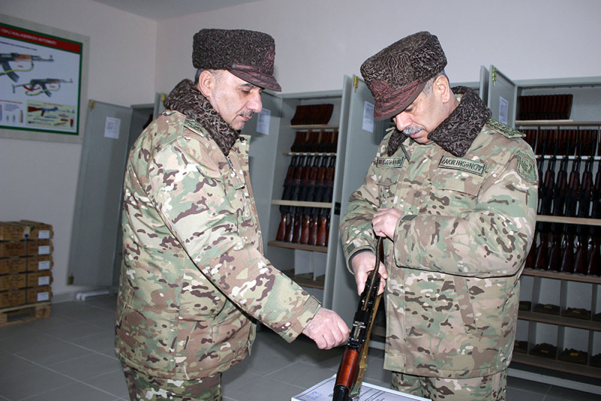 Azərbaycan Ordusu yeni avtomobil texnikası, xüsusi texnika və avadanlıqlar alıb - VİDEO 