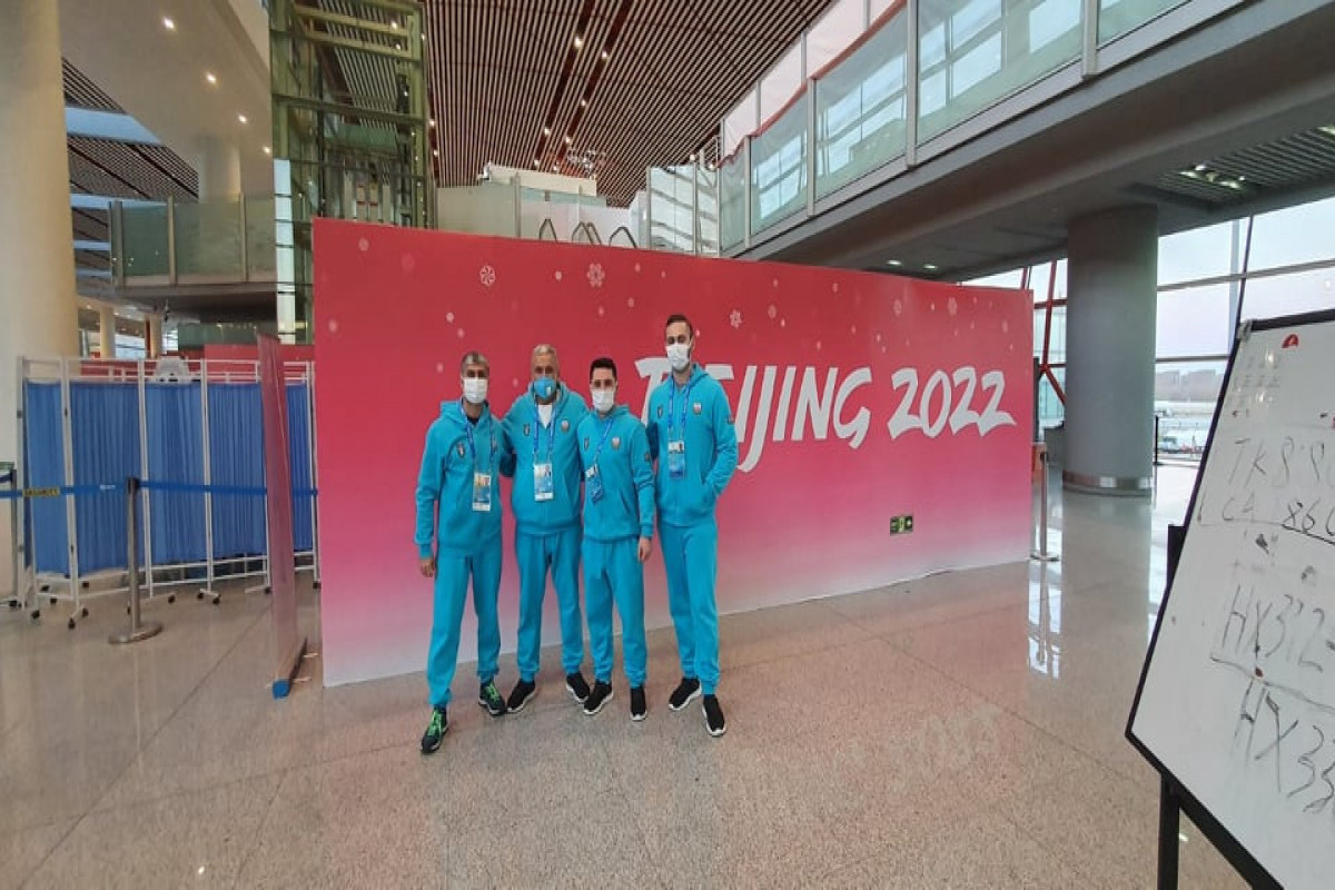 Азербайджанская делегация отправилась в Пекин на Олимпийские игры