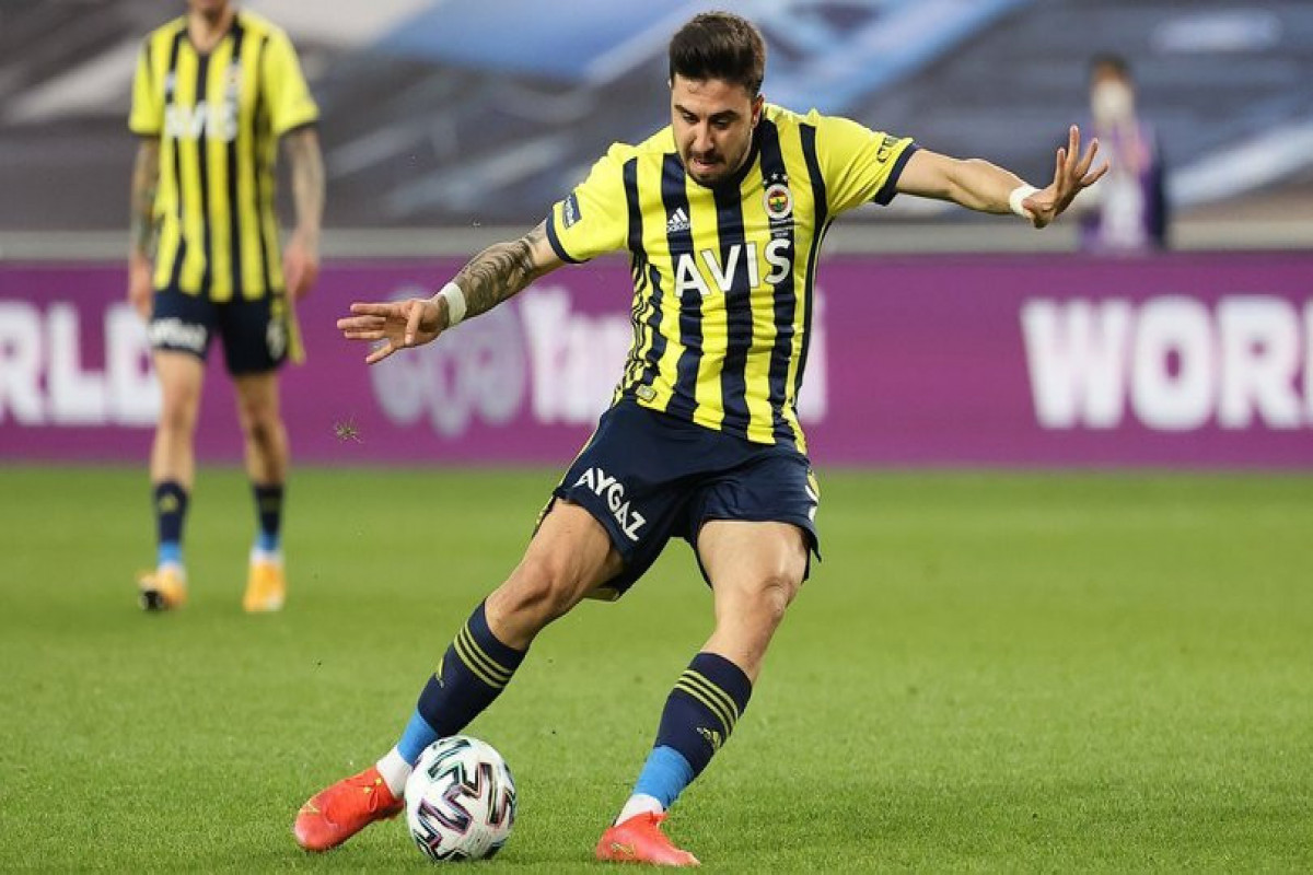 Ozan Tufan yenidən “Fənərbaxça”da oynayacaq