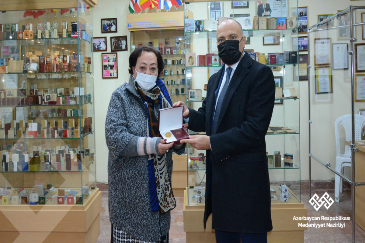 Zərifə Salahovanın 90 illik yubileyi keçirilib
