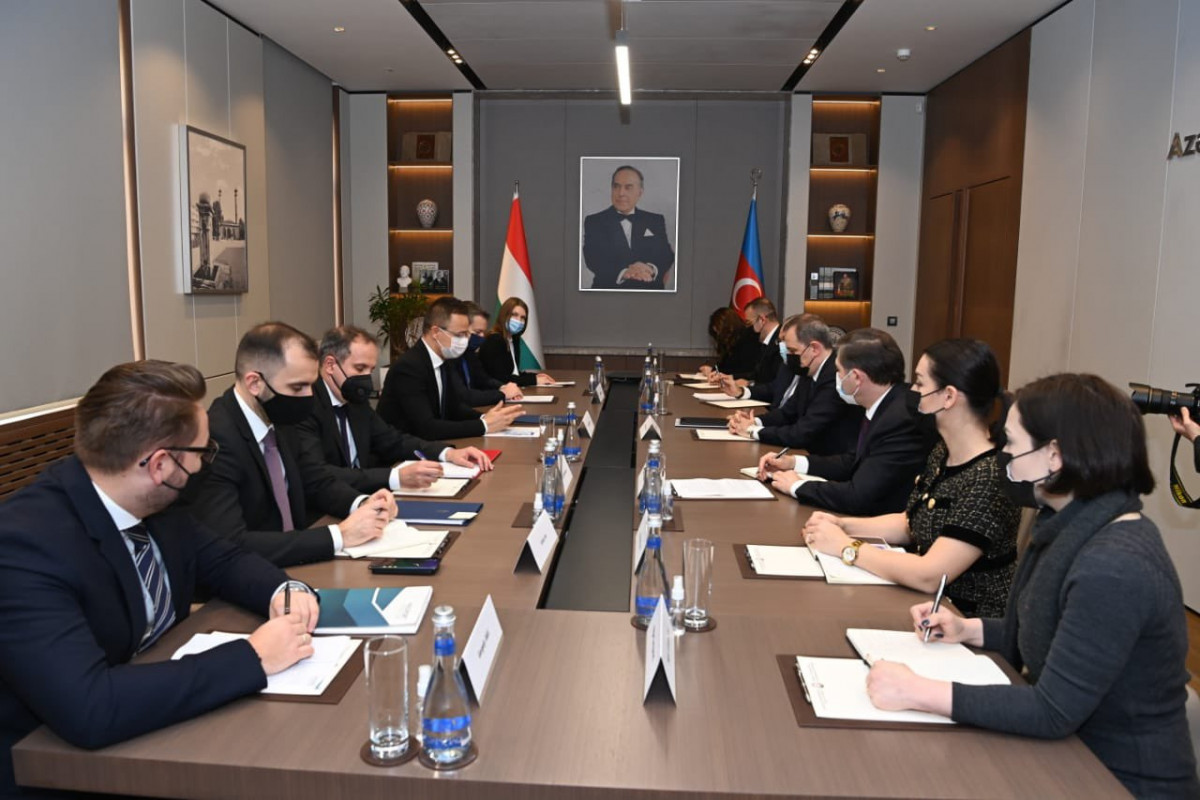 Azərbaycan və Macarıstan XİN başçılarının görüşü keçirilib - VİDEO  - YENİLƏNİB-2 